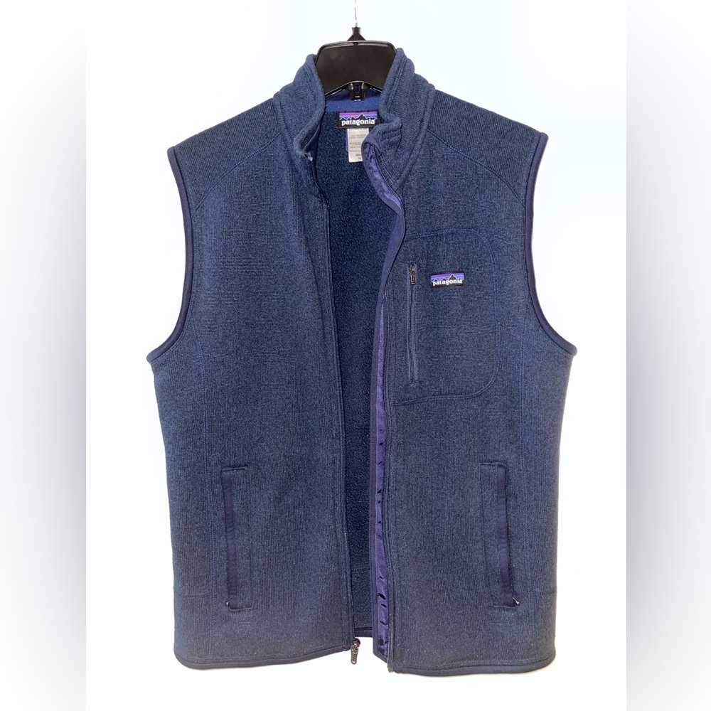 Men’s Medium Patagonia navy Better Sweater Vest full zip